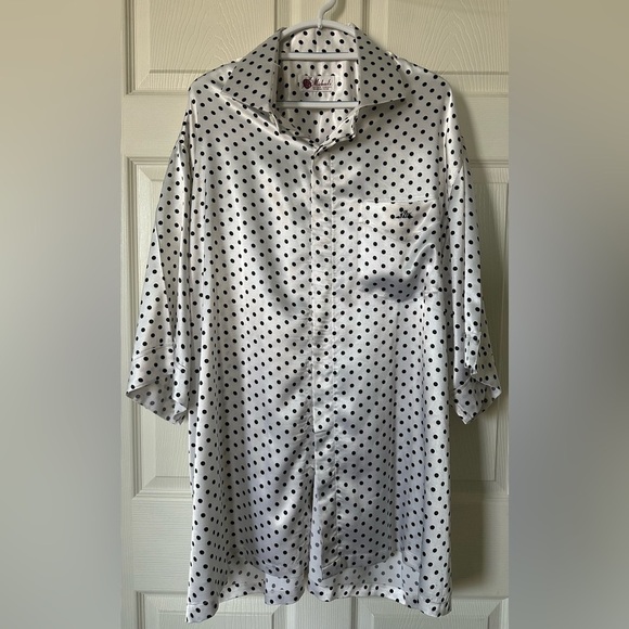 Michael’s Custom Clothes Other - Michael's Custom Clothes Women’s White/Black  Polka Dot Silk Night Shirt Size XL